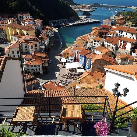Apartamentos La Casa Del Pintor Cudillero Kültér fotó